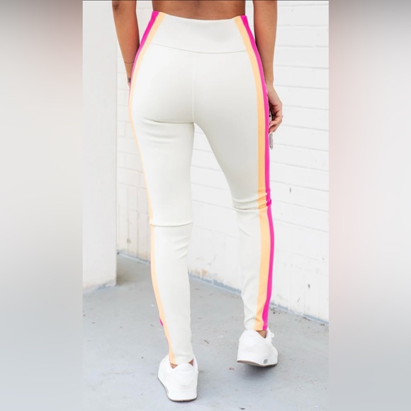 Pink Lily Colorblock Leggings -M - Picture 3 of 3